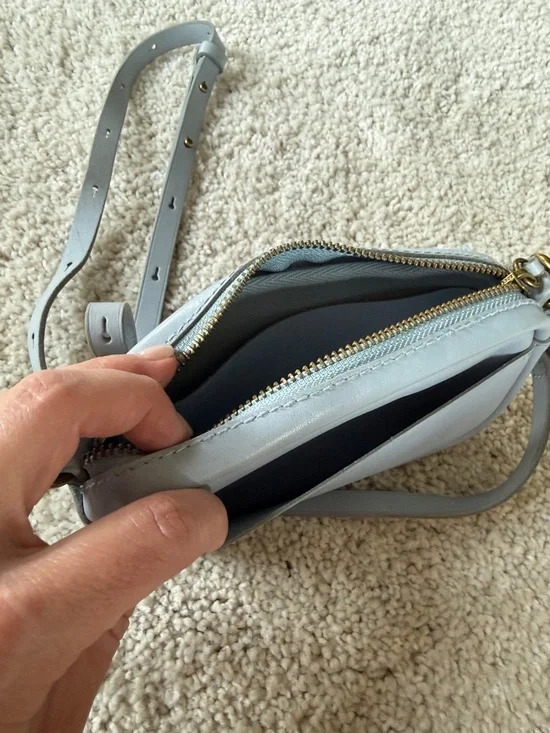 Madewell Light Blue Leather Crossbody Bag with Gold Hardware - Picture 2 of 2